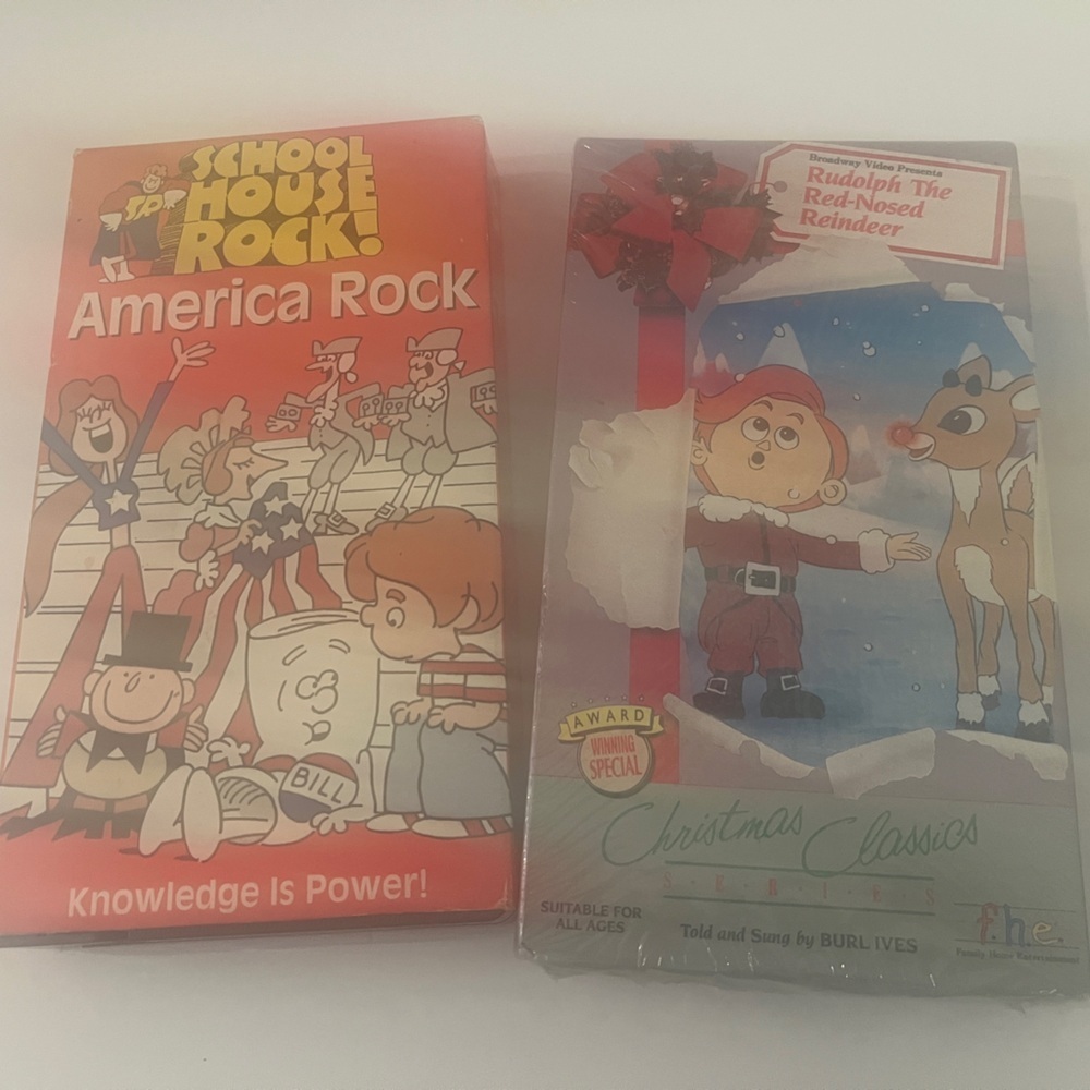 Vintage VHS Tapes Lot. Schoolhouse Rock America Rock + Rudolph Red-Nosed